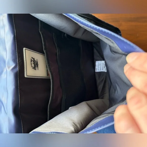 Herschel Deep Purple Backpack - new without tags - Picture 3 of 9